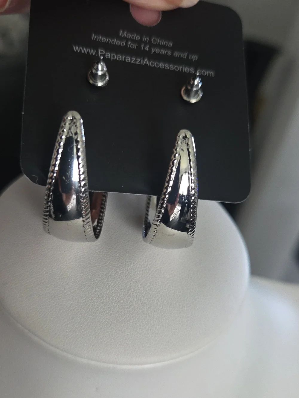 paparazzi studded edge